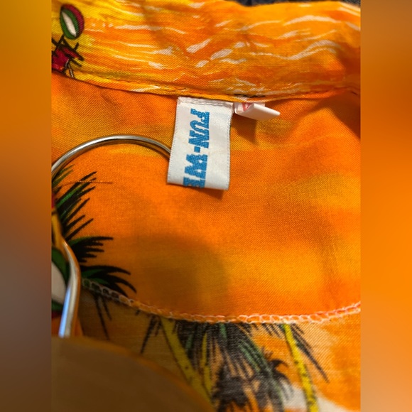 Hawaiian Fun Wear Vibrant Orange Vintage Hawaiian Shirt XL - Picture 3 of 7